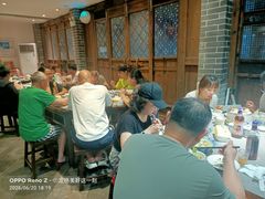 -荣家小吃(紫阳街店)