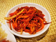 萝卜丝-巴扎美食·新疆菜·西域歌舞表演餐厅(新疆大厦店)