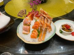 -半岛翡丽海鲜自助餐厅(观风亭店)