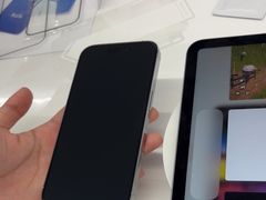 -Apple授权专营店(东城万达店)