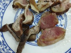 猪耳朵-朱秀英梆梆肉葫芦头(琉璃街店)