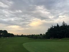 -银涛高尔夫练习场(徐泾店)