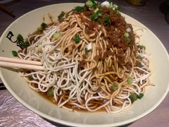 凉面-巴厘龙虾·榜首油焖大虾(洞庭·艺术洋房店)