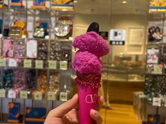 -VENCHI 闻绮(上海佛罗伦萨小镇店)