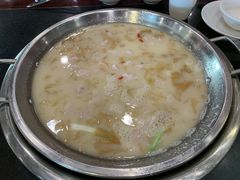 -老来福·非遗酸汤兔(凯旋路店)