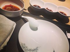 -余欢领鲜火锅(新街口店)