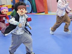 -侎宝运动成长中心(嘉定大融城店)