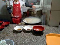 -张阿三馄饨店