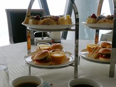 -广州塔卢特斯法国旋转餐厅