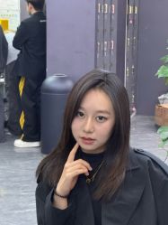 -藤野造型烫染·漂发