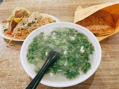 -吕记清真美食城(永兴服装街店)