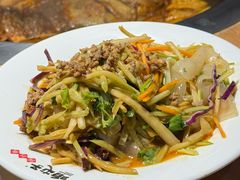 -咱屯子铁锅炖直营店(保利店)