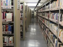 -上海市静安区图书馆(新闸路馆)