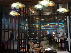 -屋有岛沉浸游戏旗舰店(中山公园店)