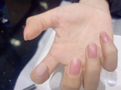 -进巍美甲美睫