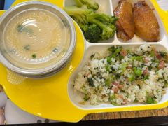 -老娘舅餐厅(黄龙体育中心店)