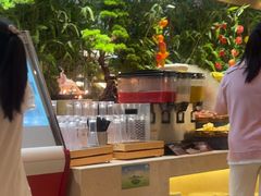 -雍和会海鲜姿造自助(湖东路店)