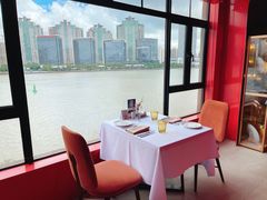 靠窗位-Kathleen's Waitan 凯圣琳江景西餐厅(外滩店)