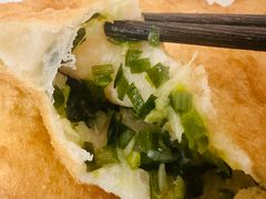 素韭菜馅饼-老方子馅饼粥(台东店)