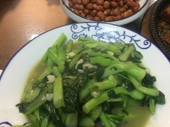 -临街徽菜馆·正宗黄山味