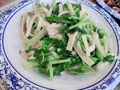 水芹菜炒干丝-洞天食府(北大街店)