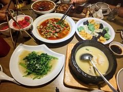 -宴小馆·小海鲜青岛菜(五四广场店)