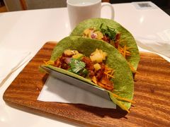 香辣鸡肉塔克卷-新元素(蓝色港湾店)