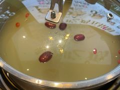 -一席地·本地鸡窝·杭帮鸡火锅(萧山银隆百货店)