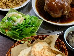 -金卯白肉罩火烧