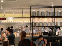 大堂-喜茶(深圳东门1234店)