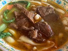 红烧牛三宝面-金杨拉面王小吃面馆·牛三宝面·红烧牛肉粉