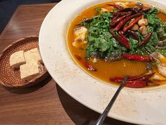 山茶油丹江大鱼头-清水亭湖北菜(大屯DT51店)