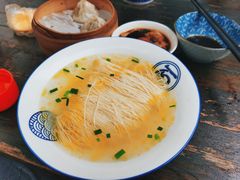 鸡汤银丝面-新万鑫银丝面·非遗无锡味(惠山古镇店)