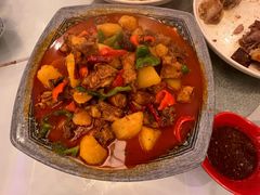 特色的大盘鸡-维吾尔餐厅(宜山路店)