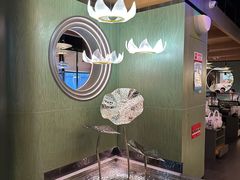 -湊湊火锅·茶憩(杭州湖滨银泰in77店)