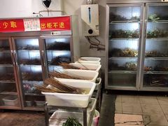 -咏勝锑锅麻辣烫(净居寺路总店)