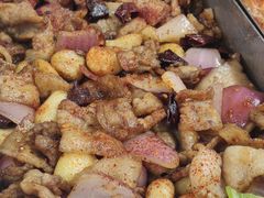 -老东镇啤酒屋海鲜加工·蒸汽海鲜·海鲜烧烤(台东店)