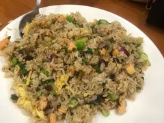 三文鱼鸽肝酱炒饭-煲煲掂风味煲仔饭餐厅(西区店)