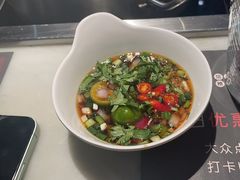 -尚尚仙·酸汤猪手·猪肚鸡火锅(华联万柳购物中心店)