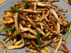 茶树菇炒鱿鱼-竹里馆·淮扬菜·功夫茶(老门东店)