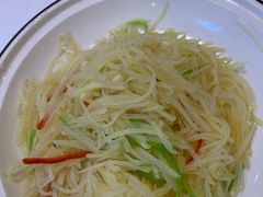 清炒土豆丝-琼大师东方烤乳猪(亚特兰蒂斯店)