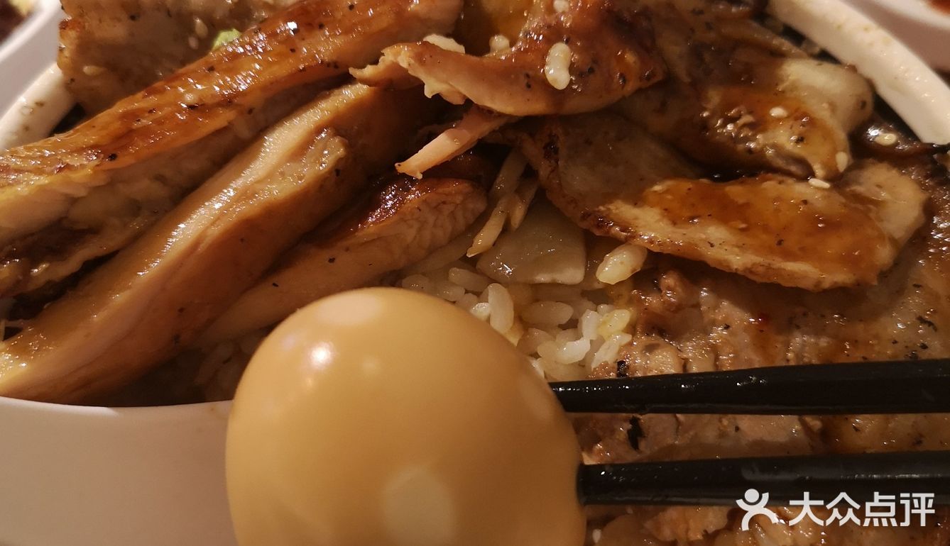 味增汤很对胃口，酱油味没有其他日料店浓