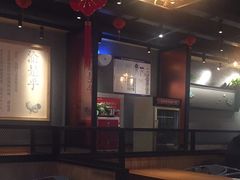 大堂-渝是乎酸菜鱼(龙旗购物中心店)
