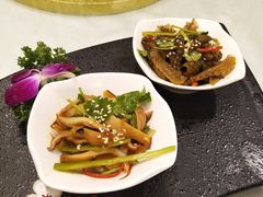 凉拌脆鱿拼鱼皮-老洋坊饭店(厚街东宝路店)
