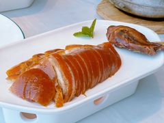 悦融酥香嫩烤鸭-悦融·京鲁菜·露台花园(安定门店)