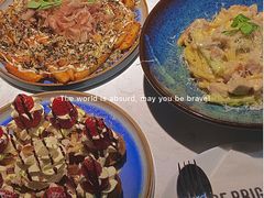 草莓忌廉华夫饼-BE BRIGHT KITCHEN(正佳广场店)