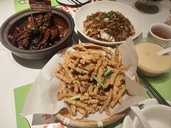 -鑫小城故事·藕汤·家常菜(台北一路总店)