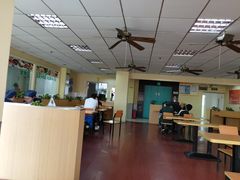 -上海远大心胸医院-地面停车场