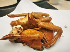 盐焗乳鸽·招牌推荐-顺丰轩园林酒家(天河店)