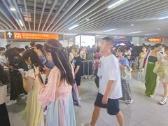 -东方体育中心(地铁站)